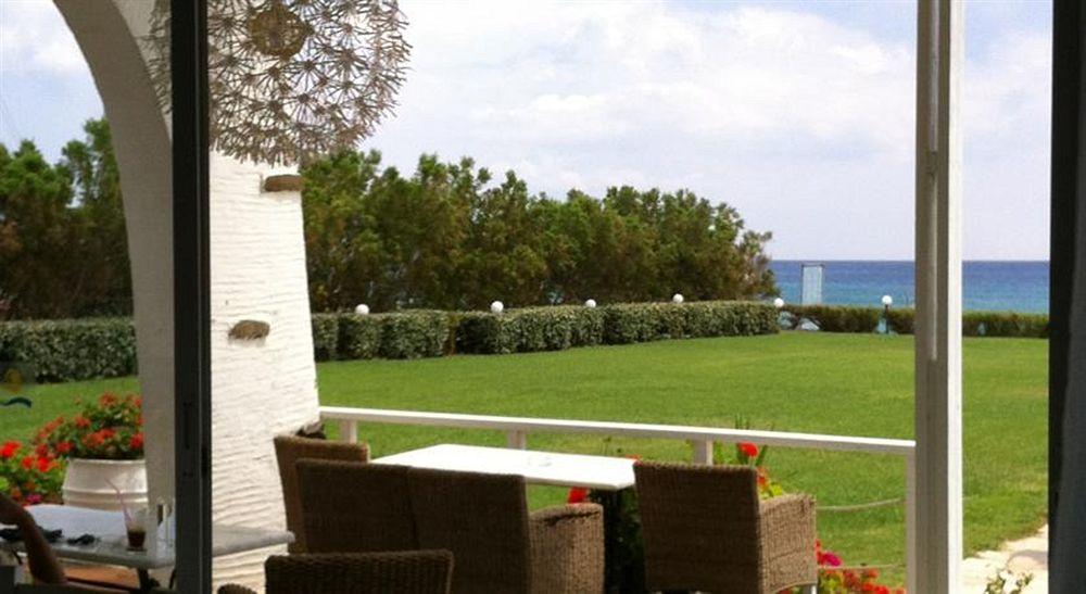 Tinos Beach Hotel ภายนอก รูปภาพ