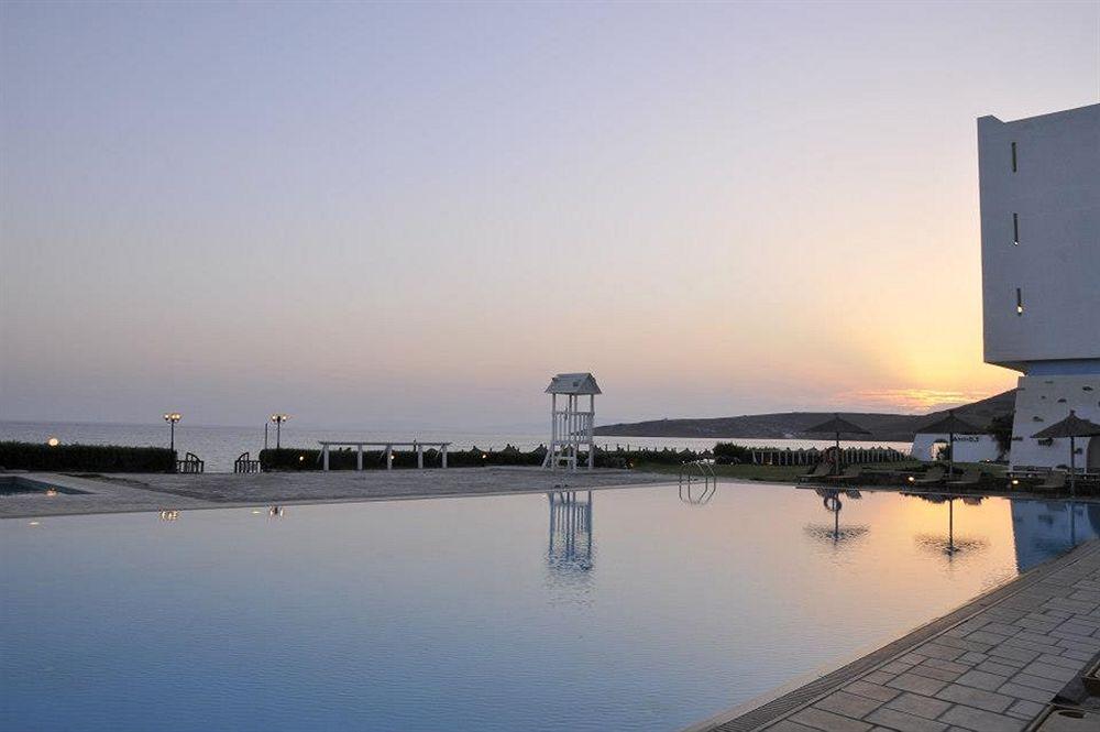 Tinos Beach Hotel ภายนอก รูปภาพ