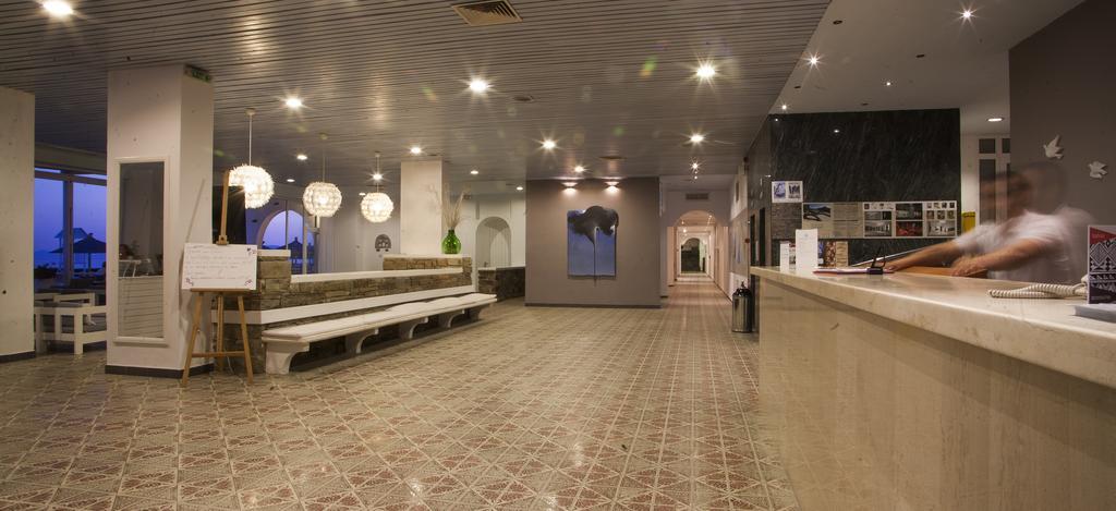 Tinos Beach Hotel ภายนอก รูปภาพ