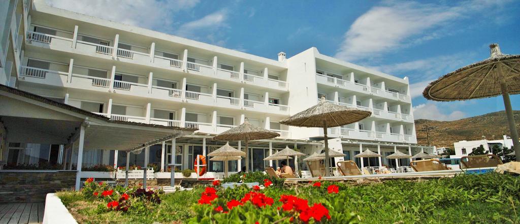 Tinos Beach Hotel ภายนอก รูปภาพ