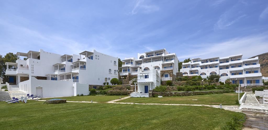 Tinos Beach Hotel ภายนอก รูปภาพ