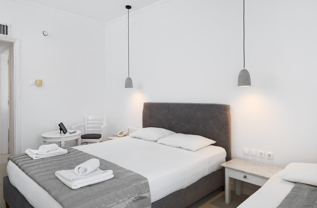 Tinos Beach Hotel ภายนอก รูปภาพ